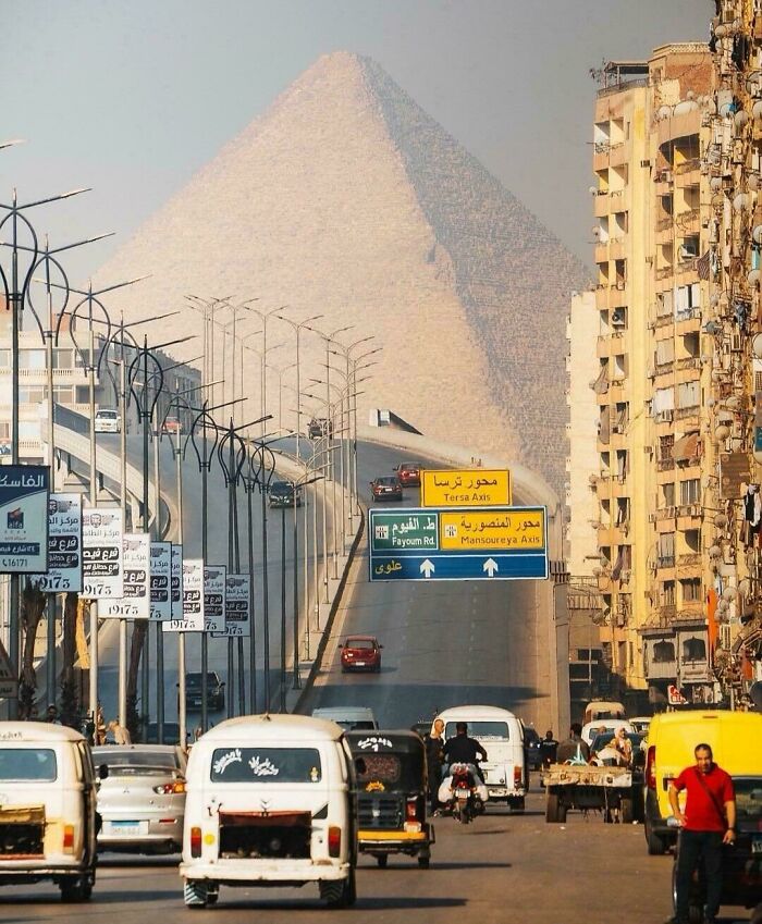Wait, They Actually Took Photos Of These Wild City Scenes?!