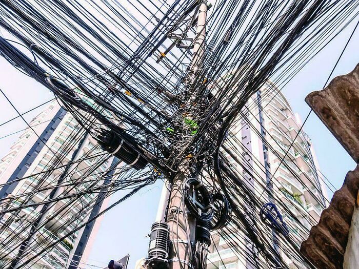 Wait, They Actually Took Photos Of These Wild City Scenes?!