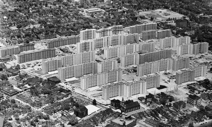 Wait, They Actually Took Photos Of These Wild City Scenes?!