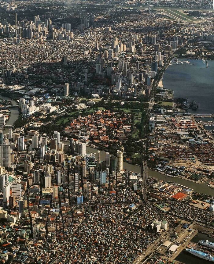 Wait, They Actually Took Photos Of These Wild City Scenes?!