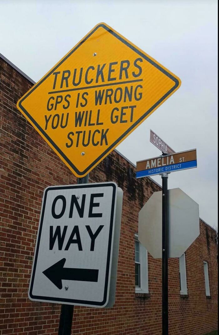 Wait, They Actually Made These Signs? 89 Hilariously Random Signs That'll Make You Do A Double Take