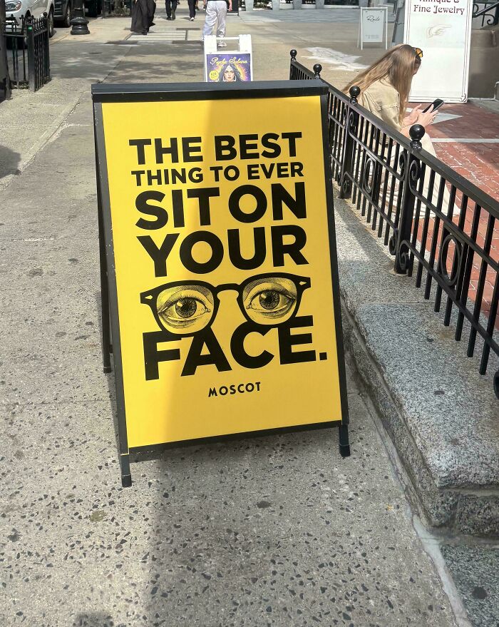 Wait, They Actually Made These Signs? 89 Hilariously Random Signs That'll Make You Do A Double Take