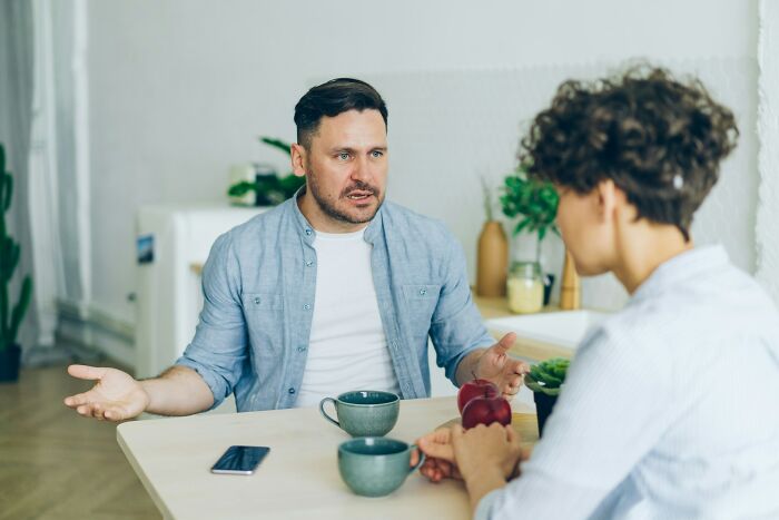 The Weirdest Little Things Guys Did That Made Women Go 'Ew, Nope!'