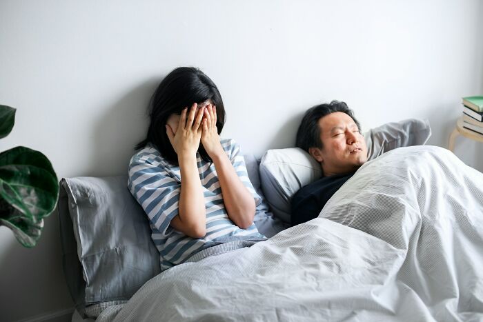 The Weirdest Little Things Guys Did That Made Women Go 'Ew, Nope!'
