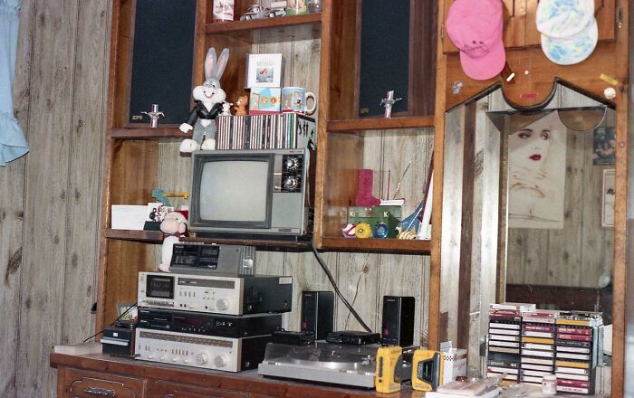 My Teenage Room Was Basically an 80s Museum