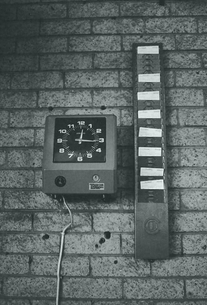Wait Till You See These Wild Tech Gadgets From the 80s!