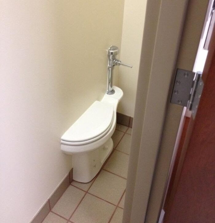 Oops, You Had ONE Job! 51 Hilarious Fails That’ll Make You LOL