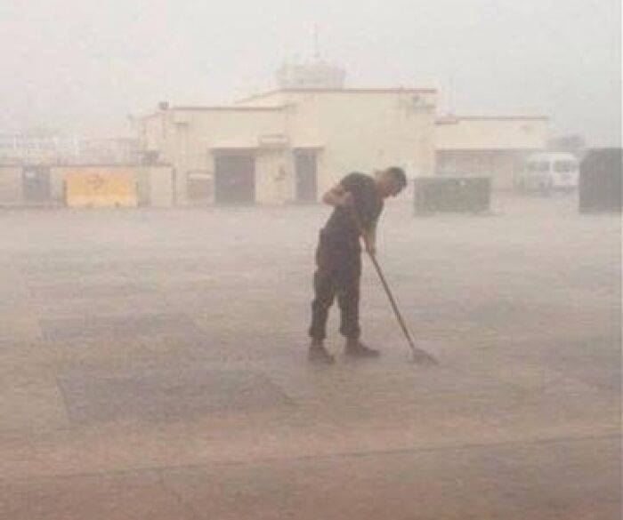 Oops, You Had ONE Job! 51 Hilarious Fails That’ll Make You LOL