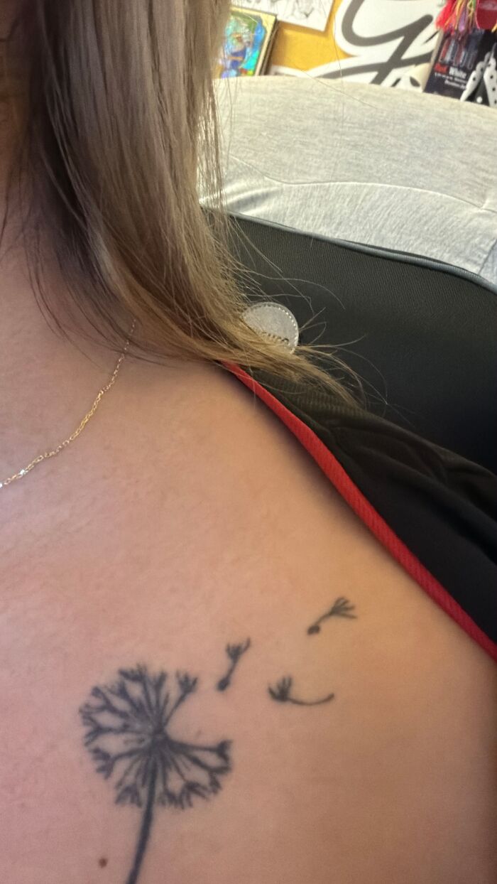 Got a Dandelion Tattoo Three Days After My Divorce — Those Flying Wisps Represent My Three Miscarriages