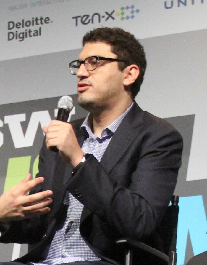 Sam Esmail: The Mastermind of Mind-Bending TV