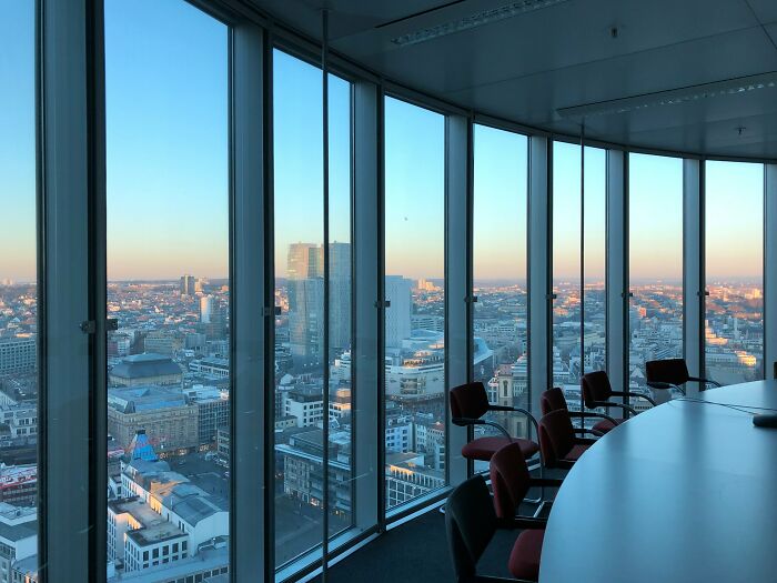 Wait, They Really Made A Rule About That?! 31 Workplace Rules Born From Pure Madness