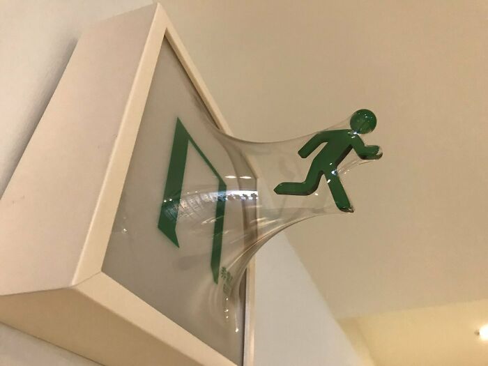Emergency Exit Sign That’s Actually Clever and Clear