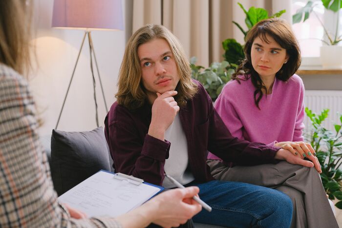 Therapists Spill: The Wild Moments They Knew Someone Was a Full-Blown Sociopath