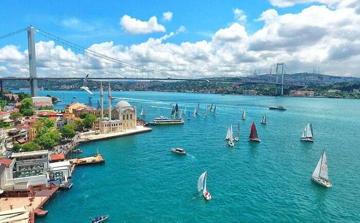 Türkiye: Not Always Yellow-Filtered Istanbul
