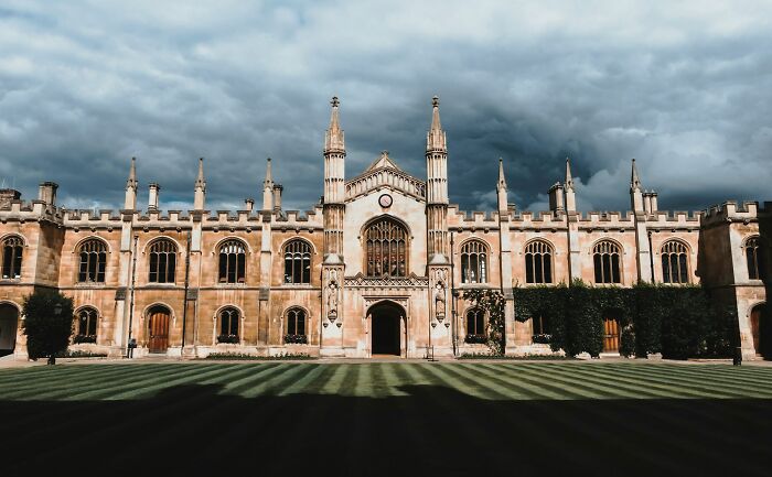 England: Hogwarts and London Accents Everywhere