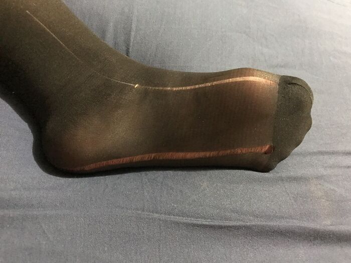 Sheertex Tights: Unbreakable? More Like Breakable & Expensive!