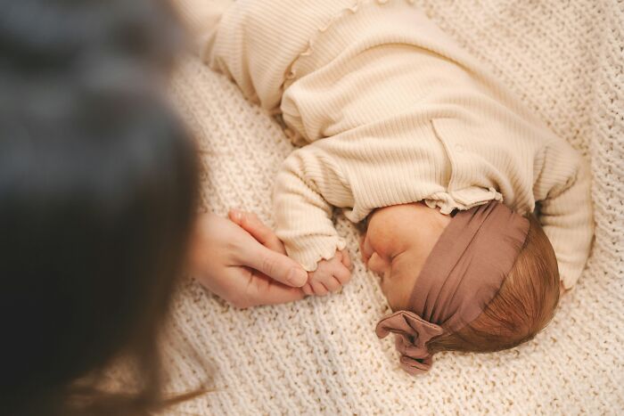 75 Tiny Stories That Prove Happiness Can Hide Anywhere (Yep, Even in Two Sentences)