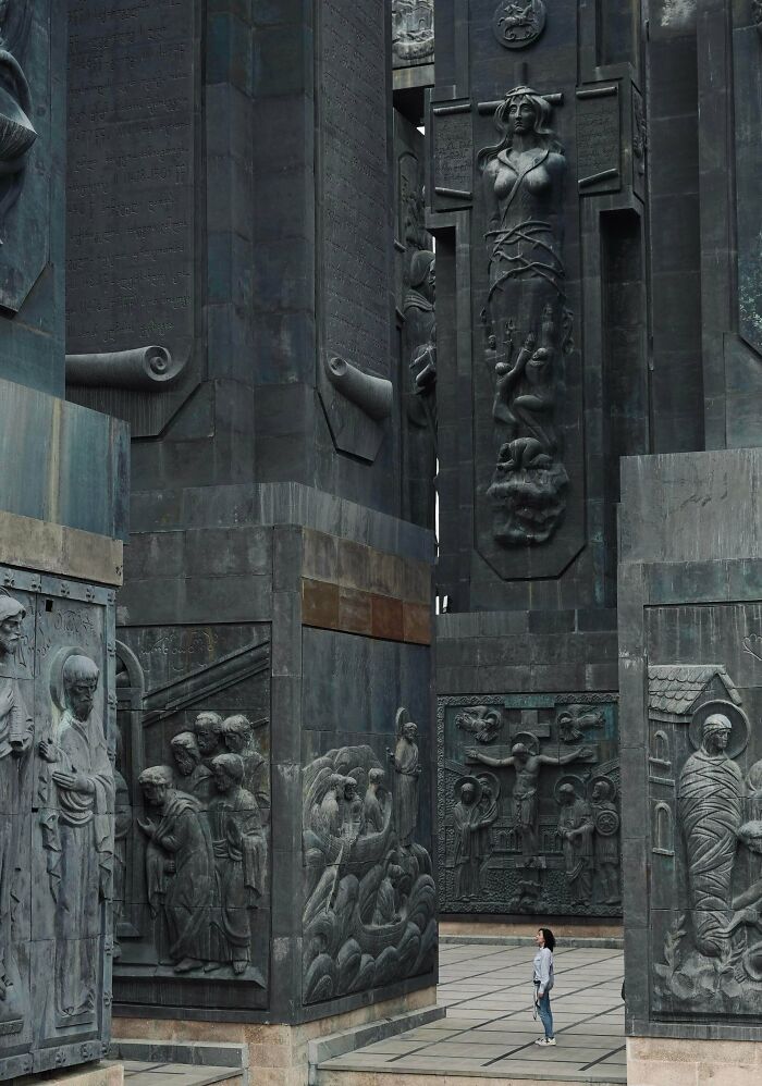 The Chronicle Of Georgia: History Told By Huge Statues