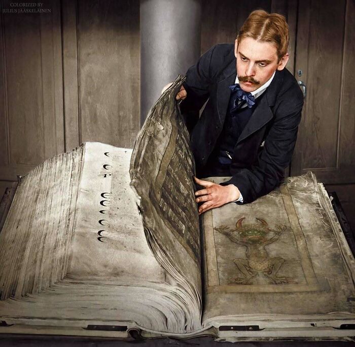 Whoa, They Added Color to These Old Photos and It’s Wild!