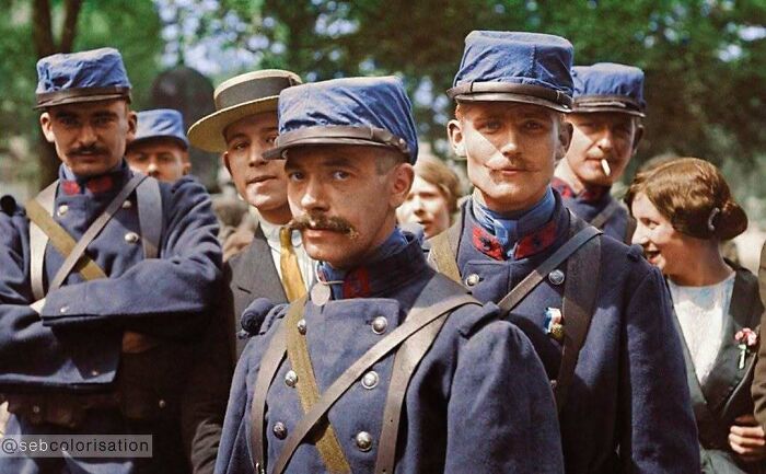 Whoa, They Added Color to These Old Photos and It’s Wild!
