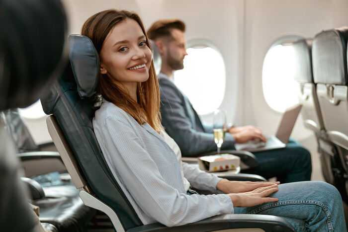Wait, People Shared Their WORST Airplane Seatmates (And OMG, The Stories!)