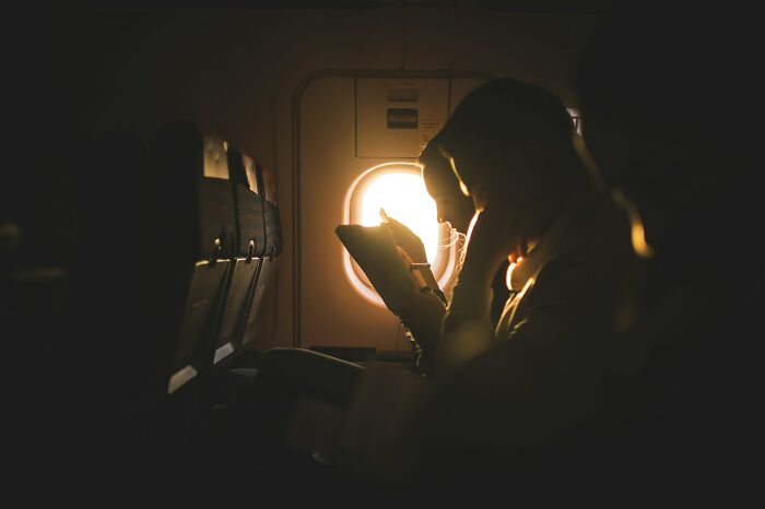 Wait, People Shared Their WORST Airplane Seatmates (And OMG, The Stories!)