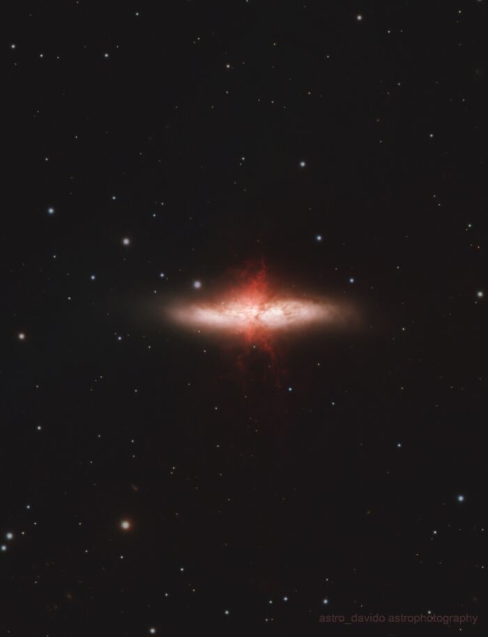 Cigar Galaxy: Space’s Smokin’ Hot Spot