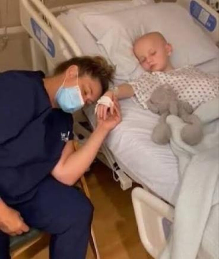 Nurse Pulls an All-Nighter Holding a Scared Kid's Hand Till He Zzz’s