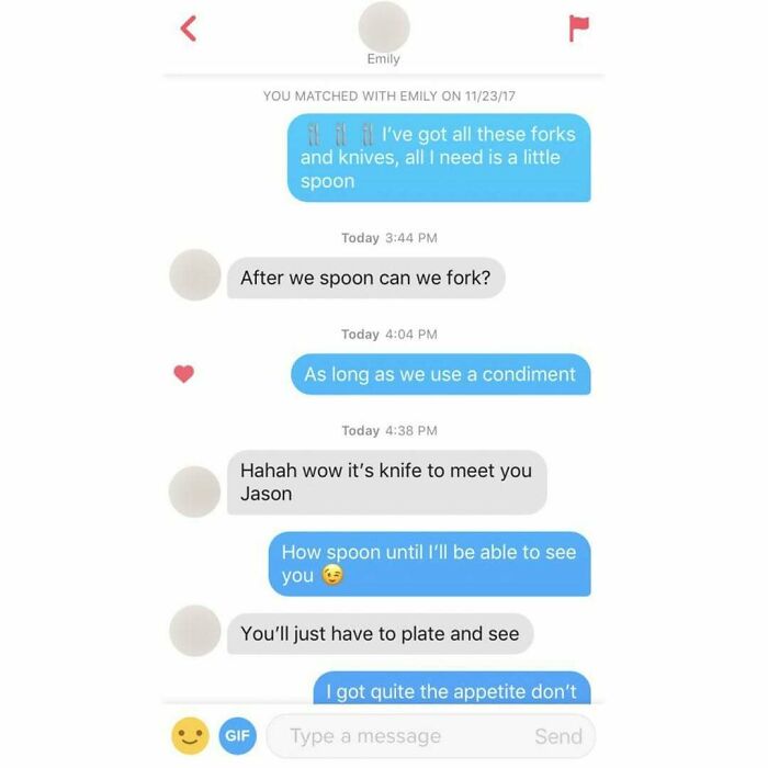 Let's Dive Into 49 Dating Texts That Are So Cringe, They're Actually Hilarious