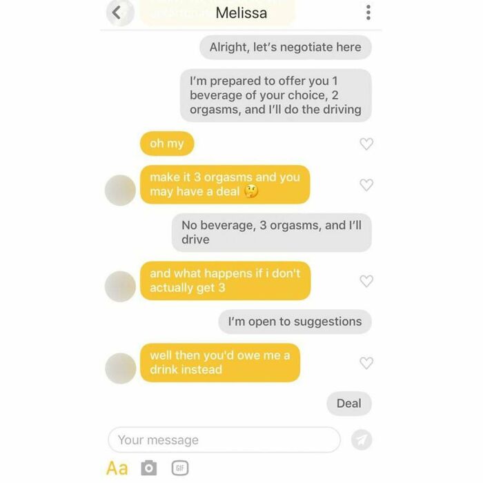 Let's Dive Into 49 Dating Texts That Are So Cringe, They're Actually Hilarious