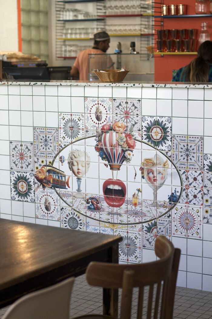 Bar Scene Tile Fun