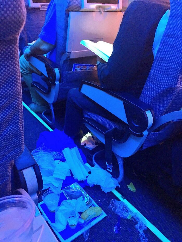 A Plane Meal… Eaten and Then Trash-Flung in the Hallway
