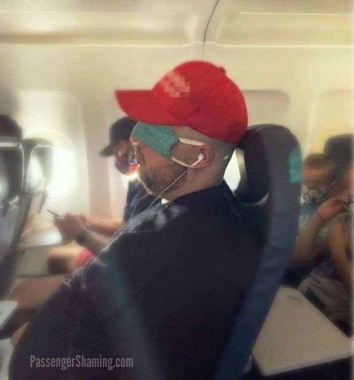 How NOT to Wear a Plane Mask