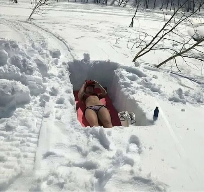 Wait, They Actually Took These Photos?! The Internet’s Weirdest Snapshots