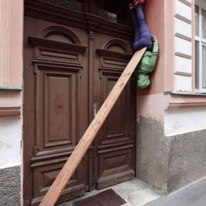 Wait, They Actually Took These Photos?! The Internet’s Weirdest Snapshots