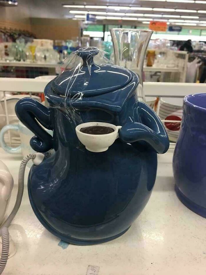 This Teapot's Drinking Its Own Tea—Mind Blown!
