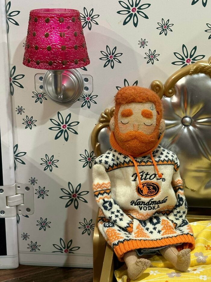 Check Out These Wild Thrift Store Finds That People Are Loving After Hours of Treasure Hunting