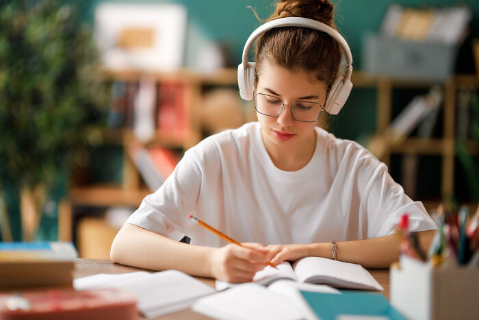 Wait, They Actually Ranked That?! 40 Paradoxes That Will Totally Twist Your Brain