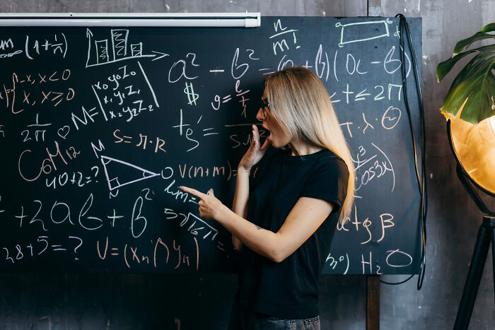 Wait, They Actually Ranked That?! 40 Paradoxes That Will Totally Twist Your Brain
