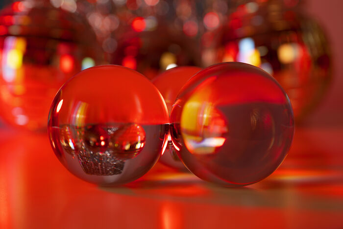 Wait, They Actually Ranked That?! 40 Paradoxes That Will Totally Twist Your Brain