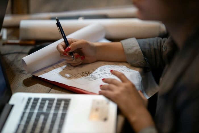 The Job Hunt Horror Stories That’ll Make You Go "Wait, What?"