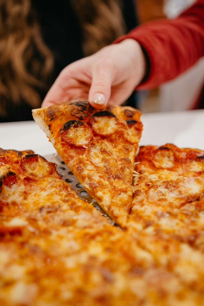Wait, People Actually Charged Friends for Pizza?! The Wildest Cheap Moments Ever