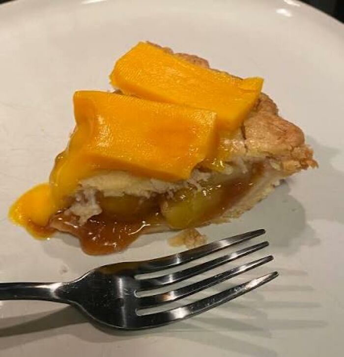 Sharp Cheddar Cheese on Apple Pie: Yes, Someone Did This
