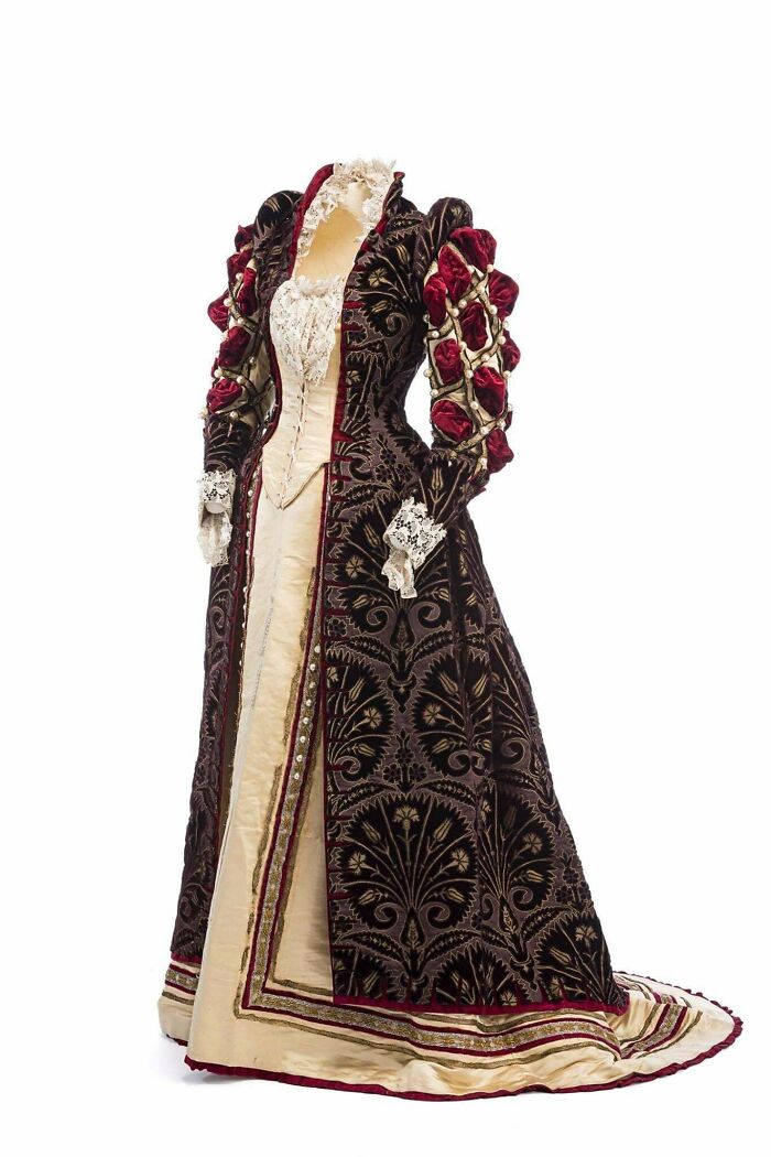 A Tudor-Style Dress From House Of Worth, Circa 1890