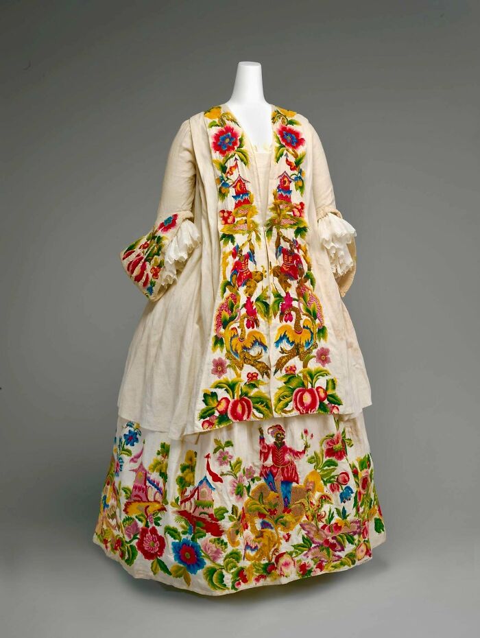 Insanely Unique Italian Linen Dress Embroidered With the Four Continents, 1725-1740