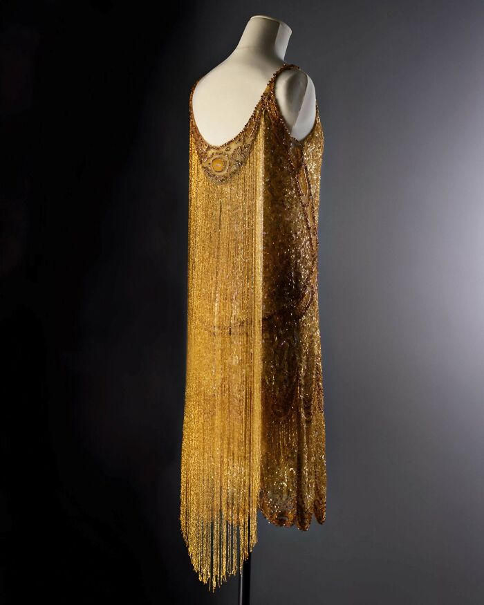 The "Waterfall Dress" From The Roaring 1920s — Sequins & Beads Galore