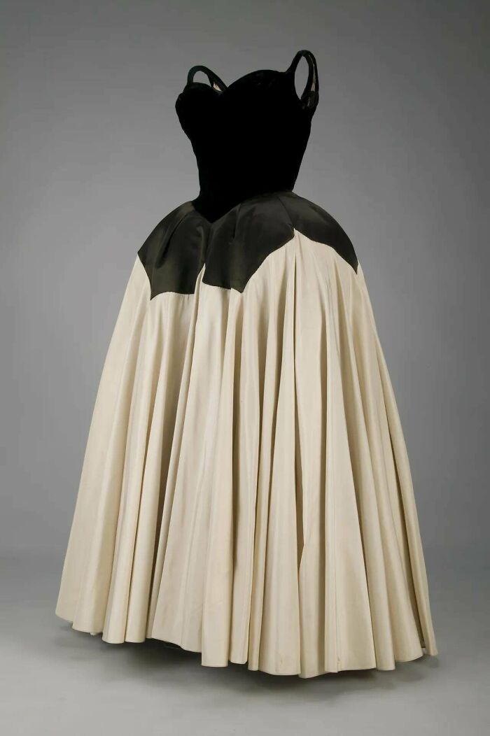 Charles James’s Jaw-Dropping Petal Gown From 1951