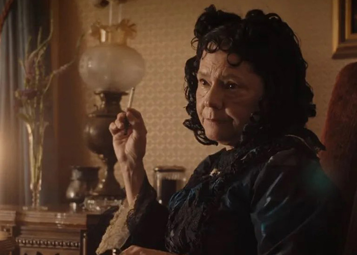 Netflix Made Up a ‘Trial Run’ Murder Before The Bordens — Spoiler: It’s Fiction!