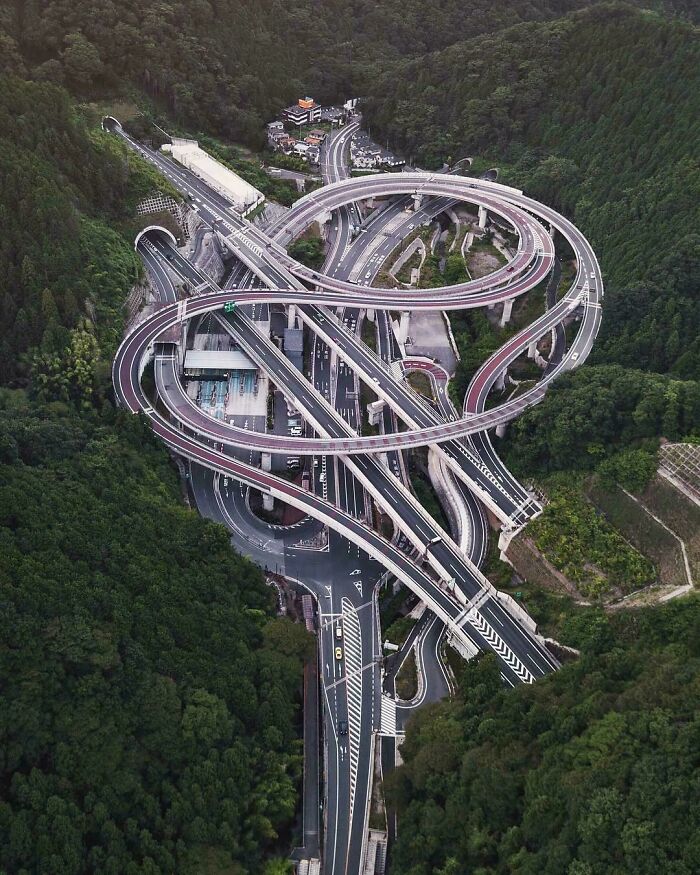 Tokyo’s Takaosan Highway Interchange: Highway Jenga At Its Finest