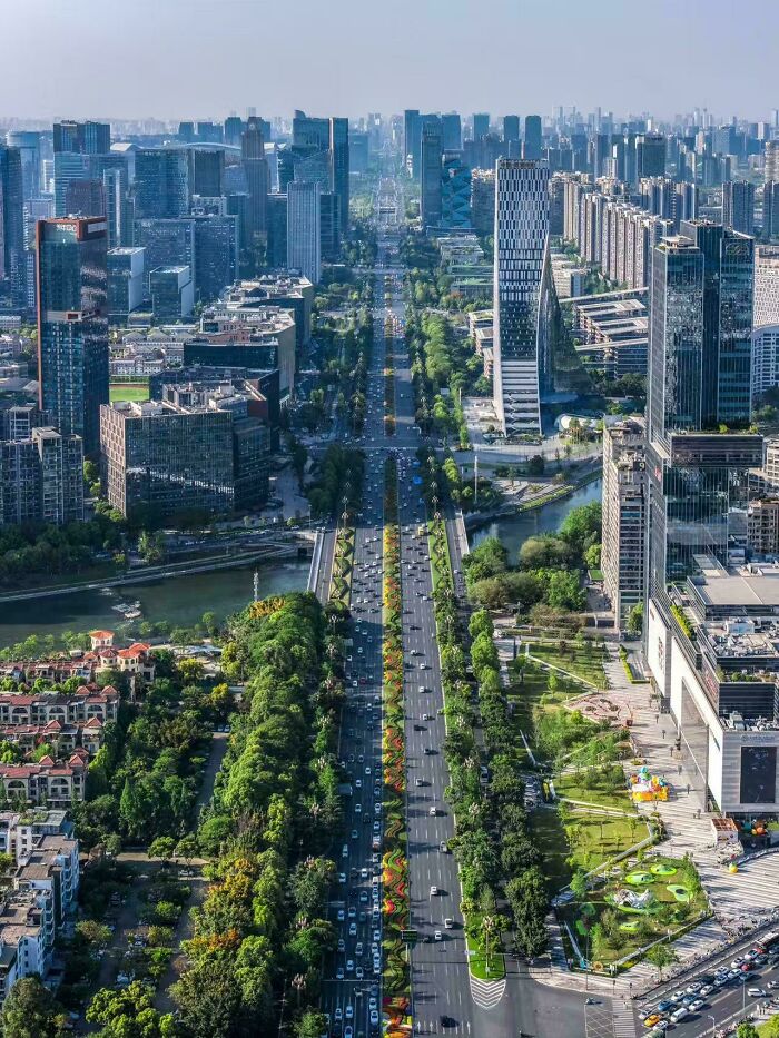 Chengdu’s Tianfu Avenue: The Longest City Blvd You’ll Ever See